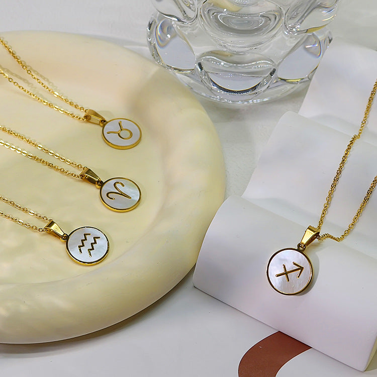 Collana con ciondolo zodiacale in stile INS in acciaio inossidabile con placcatura in oro 18 carati, catena a onda d'acqua, da donna
