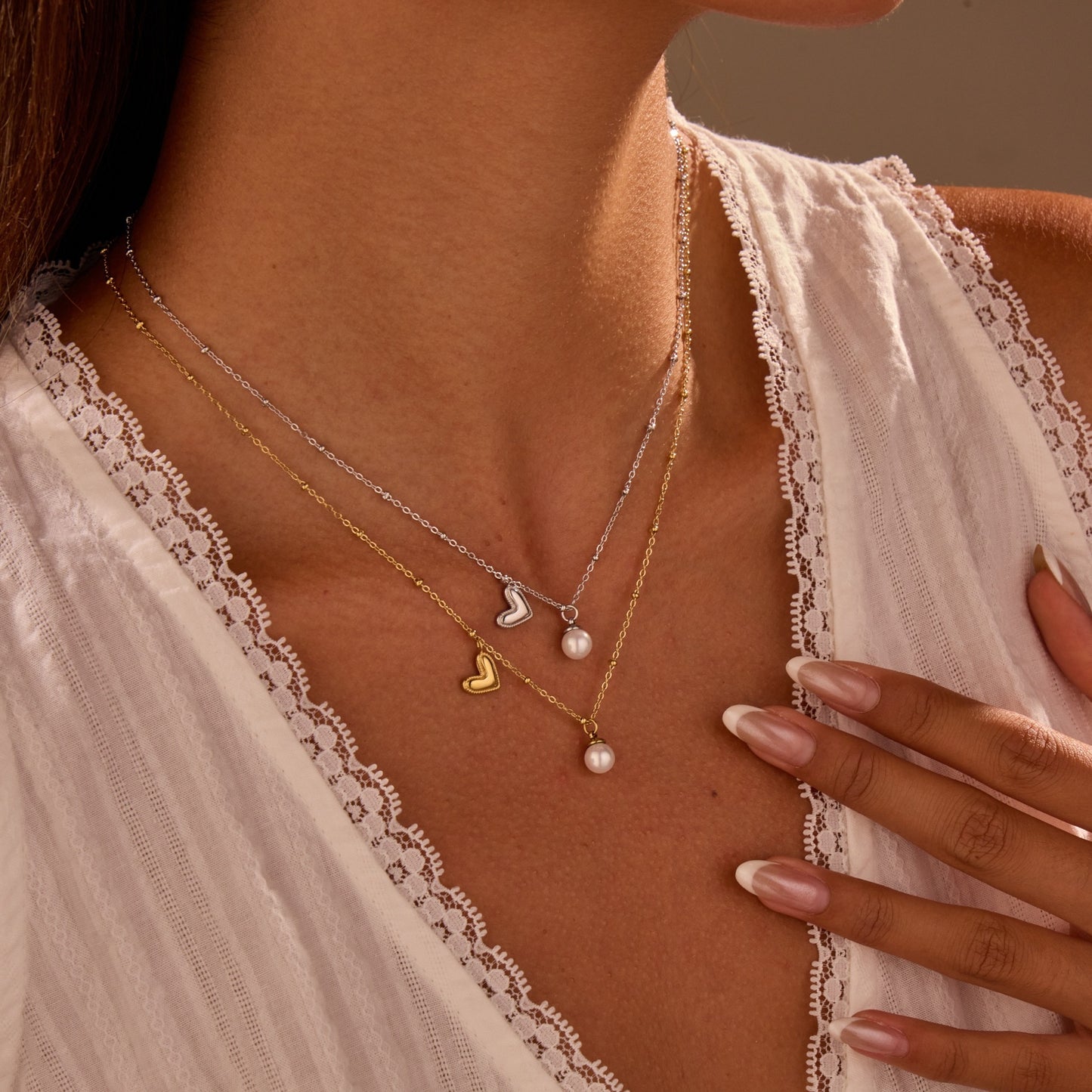 Fashion OL Heart-Shaped Stainless Steel Necklace with Gold Plating for Women, Clavicle Chain with Geometric Pendant