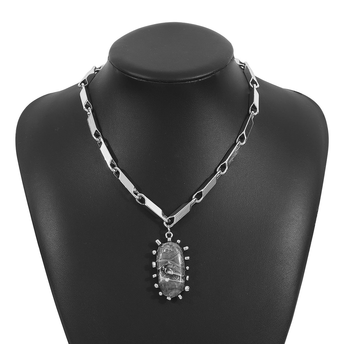 Collana con Ciondolo in Resina Geometrico Minimalista da Donna con Catena in Lega Galvanizzata