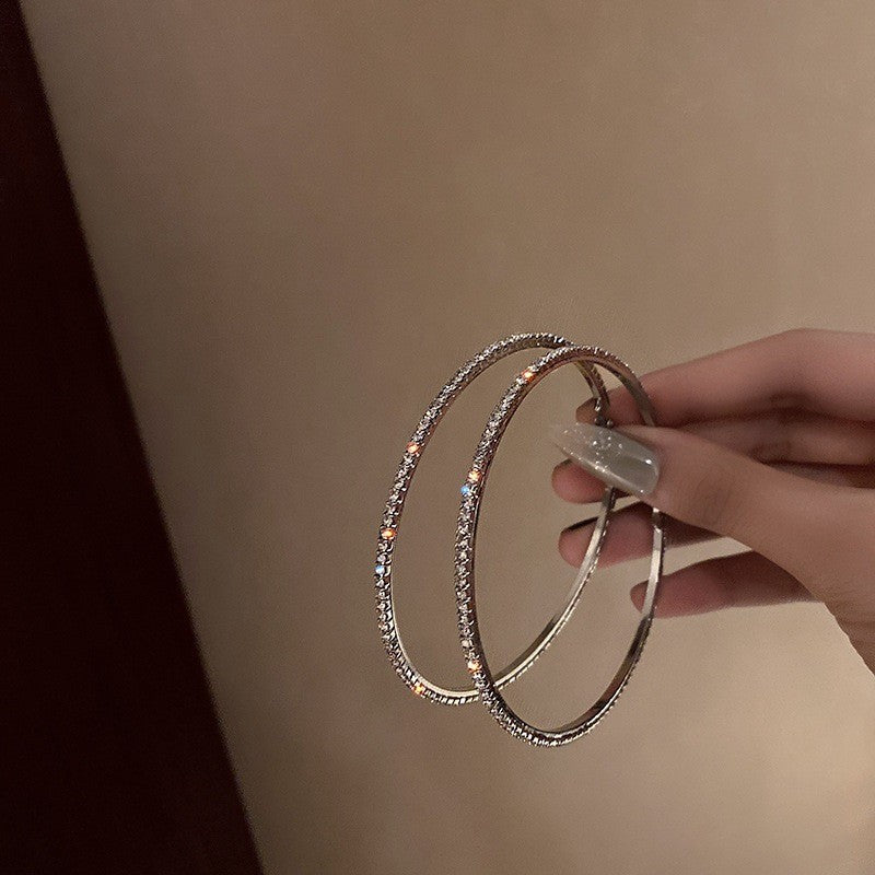 Orecchini a Cerchio Geometrici in Ferro Placcato Argento da Donna, Stile Minimalista Casual per Ufficio, Gioielli Eleganti di Ispirazione Vintage per Tutti i Giorni