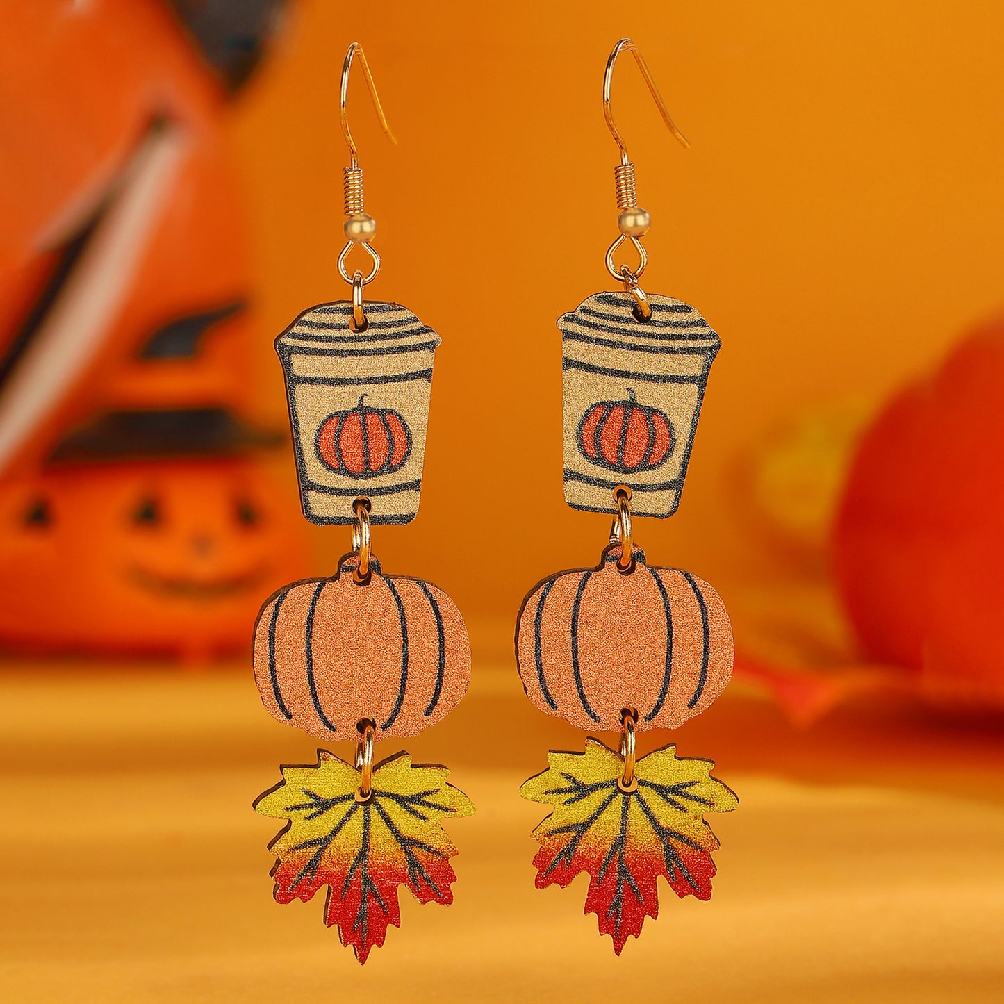 Pendientes colgantes triples de Halloween gótico con gato negro, fantasma y calabaza, con componentes de madera en forma de gota y acabado esmaltado para mujer
