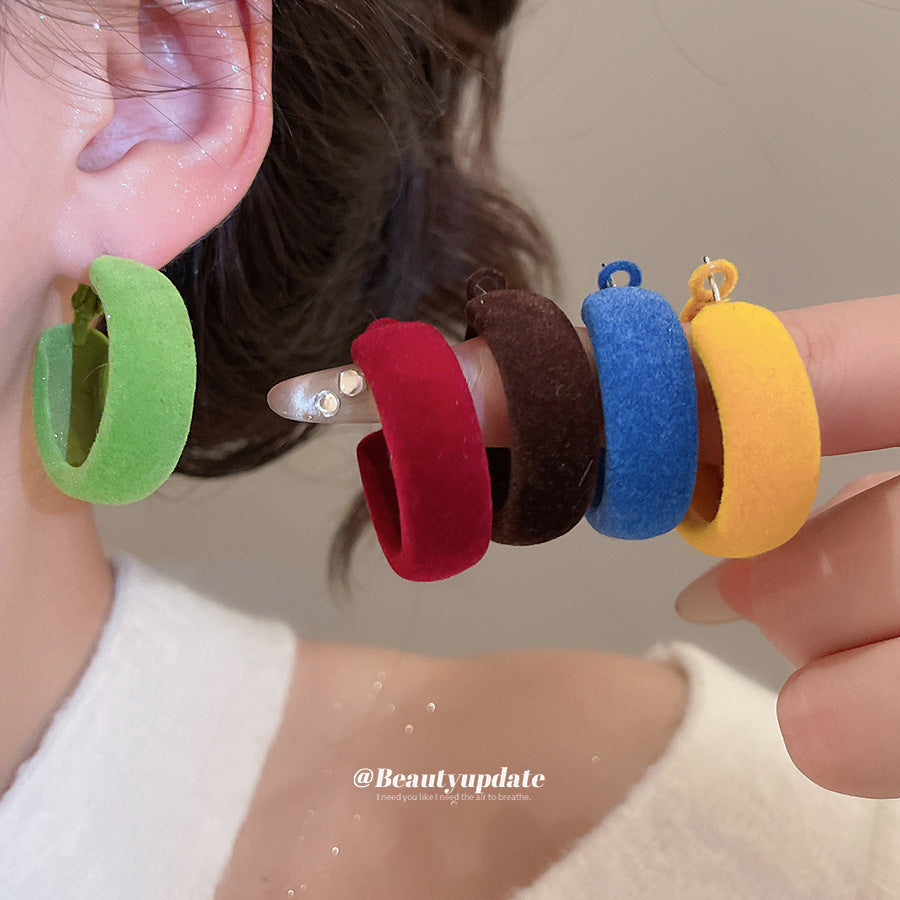 Pendientes de aro geométricos flocados para mujer con postes de plata de ley 925, acabado galvanizado, joyería de moda informal y apropiada para la oficina