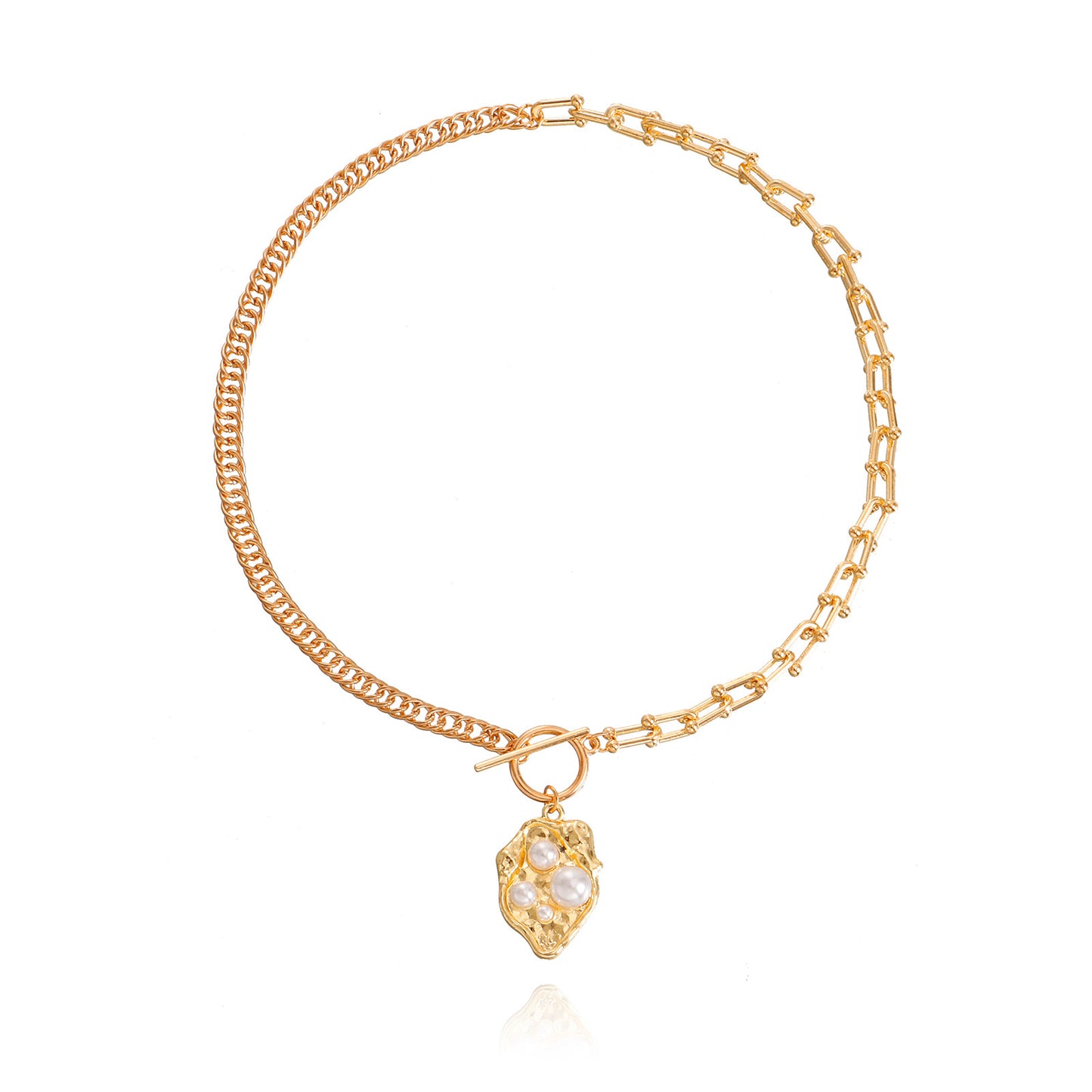 Collana da donna a pendente geometrico minimalista in lega con finitura placcata e accento perla su catena a clavicola
