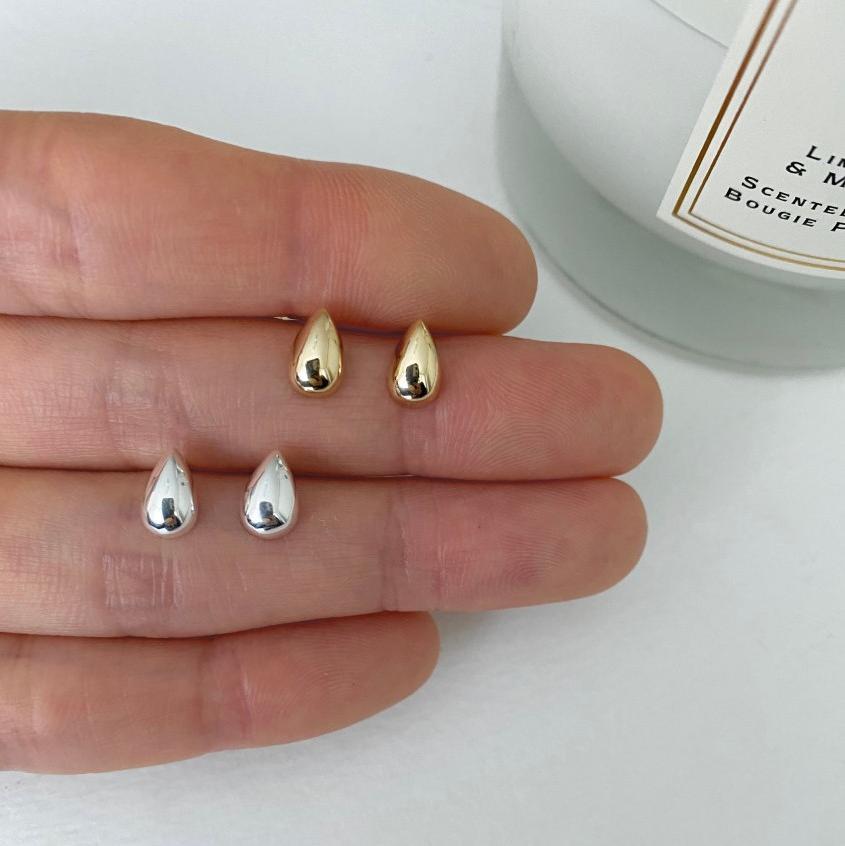 Minimalist Waterdrop-Shaped 925 Sterling Silver Stud Earrings for Women with Plated Finish