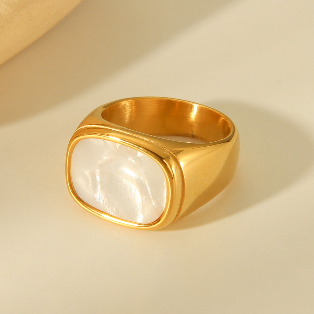 Anello geometrico in madreperla in acciaio al titanio placcato oro 18 carati da donna