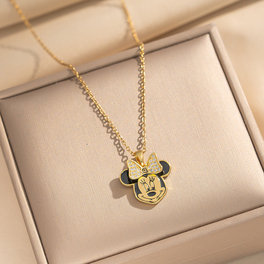 Collar Minimalista con Colgante de Ola y Geométrico para Mujer en Acero de Titanio con Chapado en Oro de 18K, Cadena Hipoalergénica para Clavícula con Motivos de Corazón y Lazo