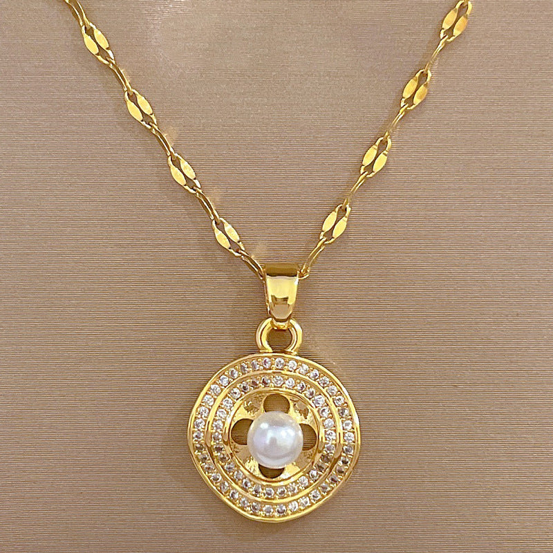 Set Minimalista di Collana e Orecchini con Perle Rotonde in Acciaio al Titanio con Finitura Placcata per Donna
