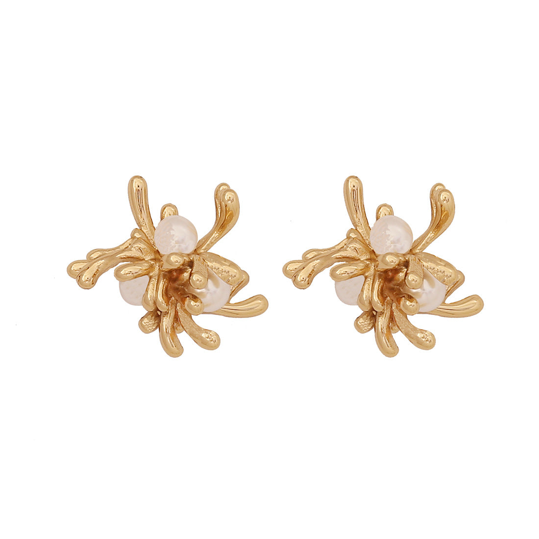 Fashionable OL Style Shell-Shaped Stainless Steel Stud Earrings with Pearl Inlay and Plated Finish