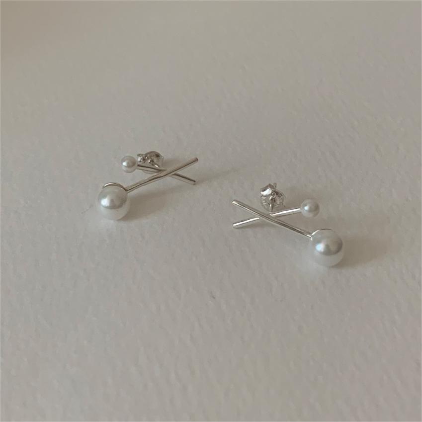 Minimalist Sweet 925 Sterling Silver Plated Geometric Letter Pearl Stud Earrings