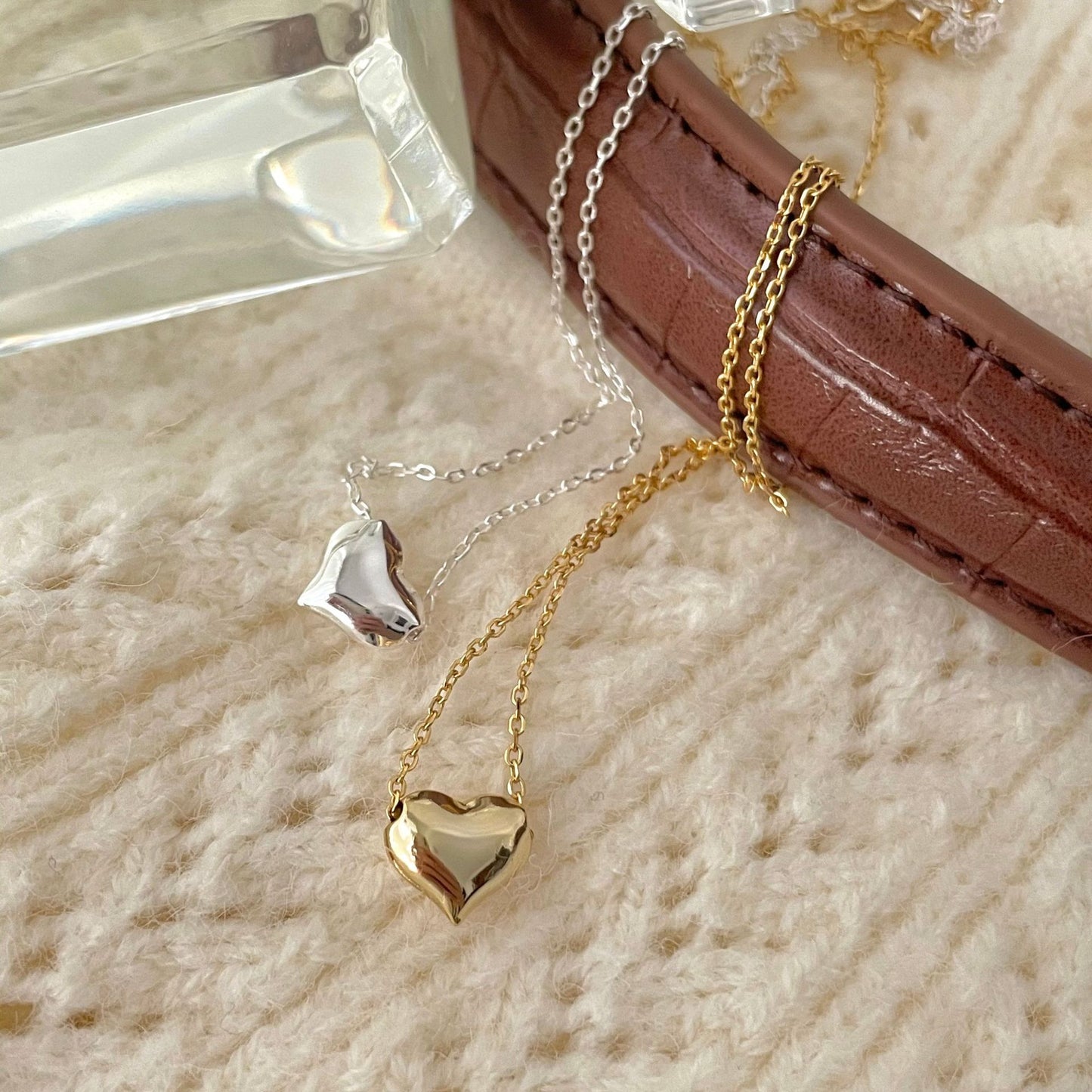 Collana da donna a forma di cuore in argento sterling 925, dal design minimalista e dallo stile versatile