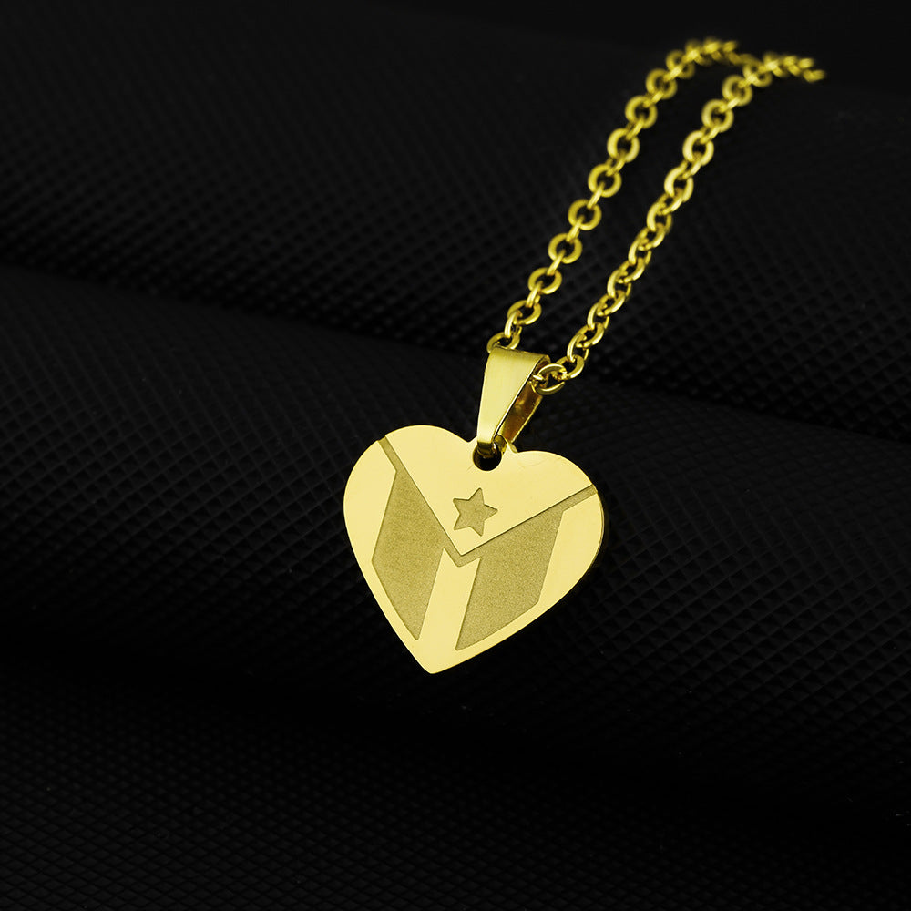 Collana con Ciondolo a Cuore a Bandiera di Porto Rico alla Moda in Acciaio Inossidabile con Finitura Placcata per Unisex, Stile con Catena a O
