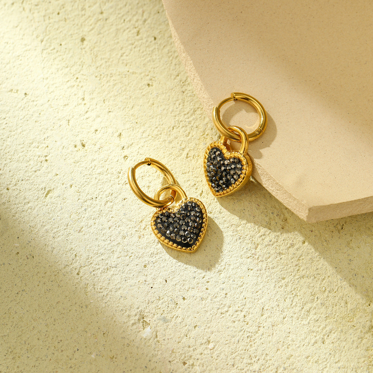 Fashionable Heart-Shaped Titanium Steel Earrings with Rhinestone Inlay, Electroplated for Fade-Resistant Minimalist and Office-Ready Style