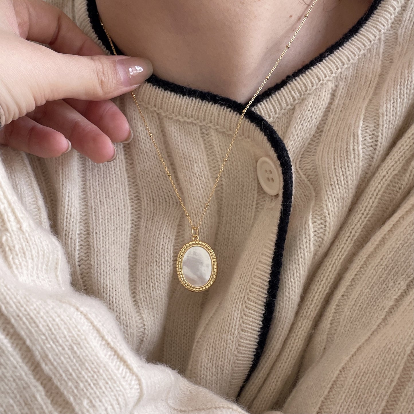 Minimalist Geometric Pendant Necklace in 925 Sterling Silver with Gold Plating, Short Choker Style