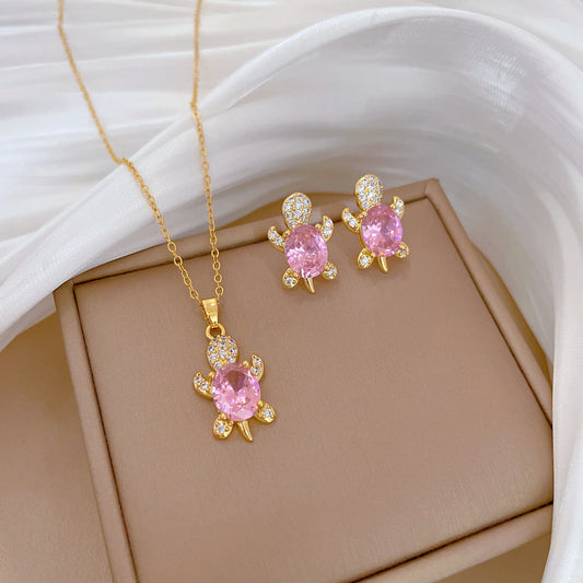 Conjunto de collar y pendientes de tortuga geométrica de acero de titanio dulce fresco de lujo con diamantes de imitación