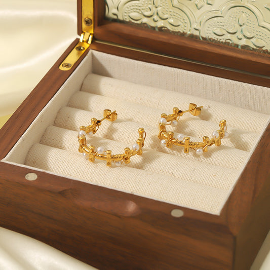 Pendientes minimalistas de acero inoxidable geométricos con forma de C con incrustaciones de perlas, chapados al vacío en oro de 18 quilates para mujer