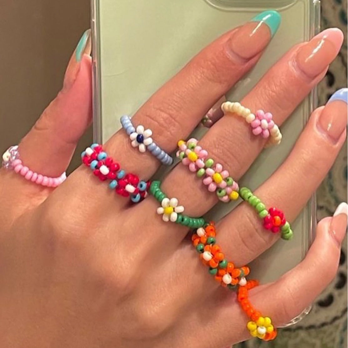 Anillo de plástico geométrico dulce y fresco estilo pastoral tejido a mano con cuentas de semillas