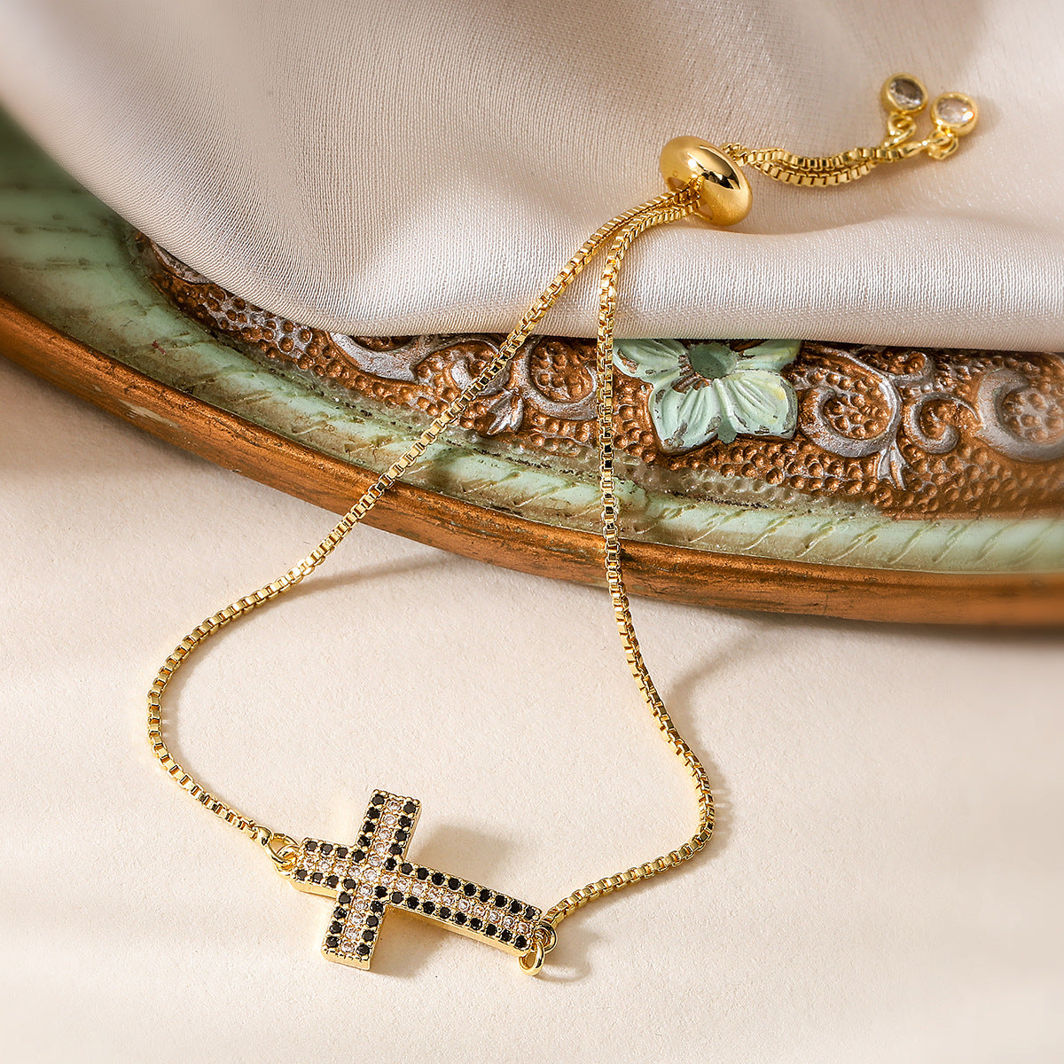 Minimalist Luxury 18K Gold Plated Brass Cross Bracelet with Cubic Zirconia for Women