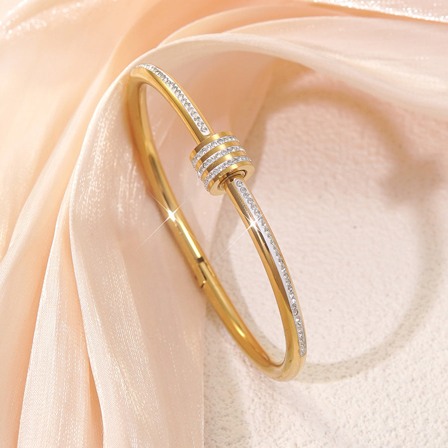 Luxury Round Geometric Stainless Steel Titanium Steel Gold Plated Diamond Bracelet for Women