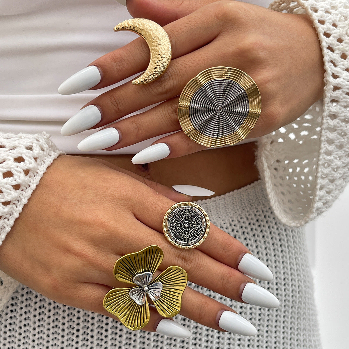 Juego de anillos apilables estilo punk con brújula geométrica y luna creciente con motivo de hojas en aleación con acabado galvanizado para mujer