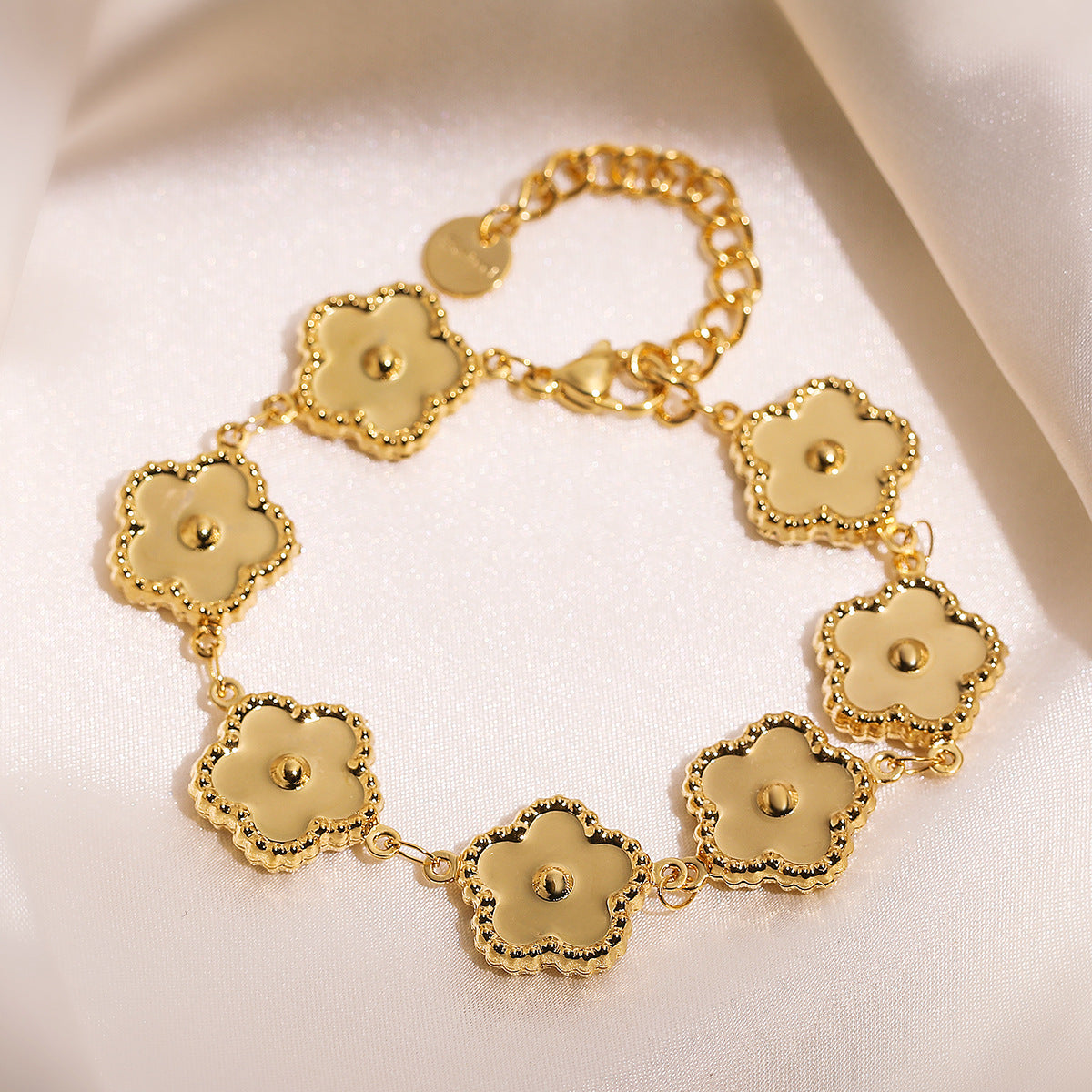 Vintage Elegant 18K Gold Plated Floral Stainless Steel Bracelet for Women