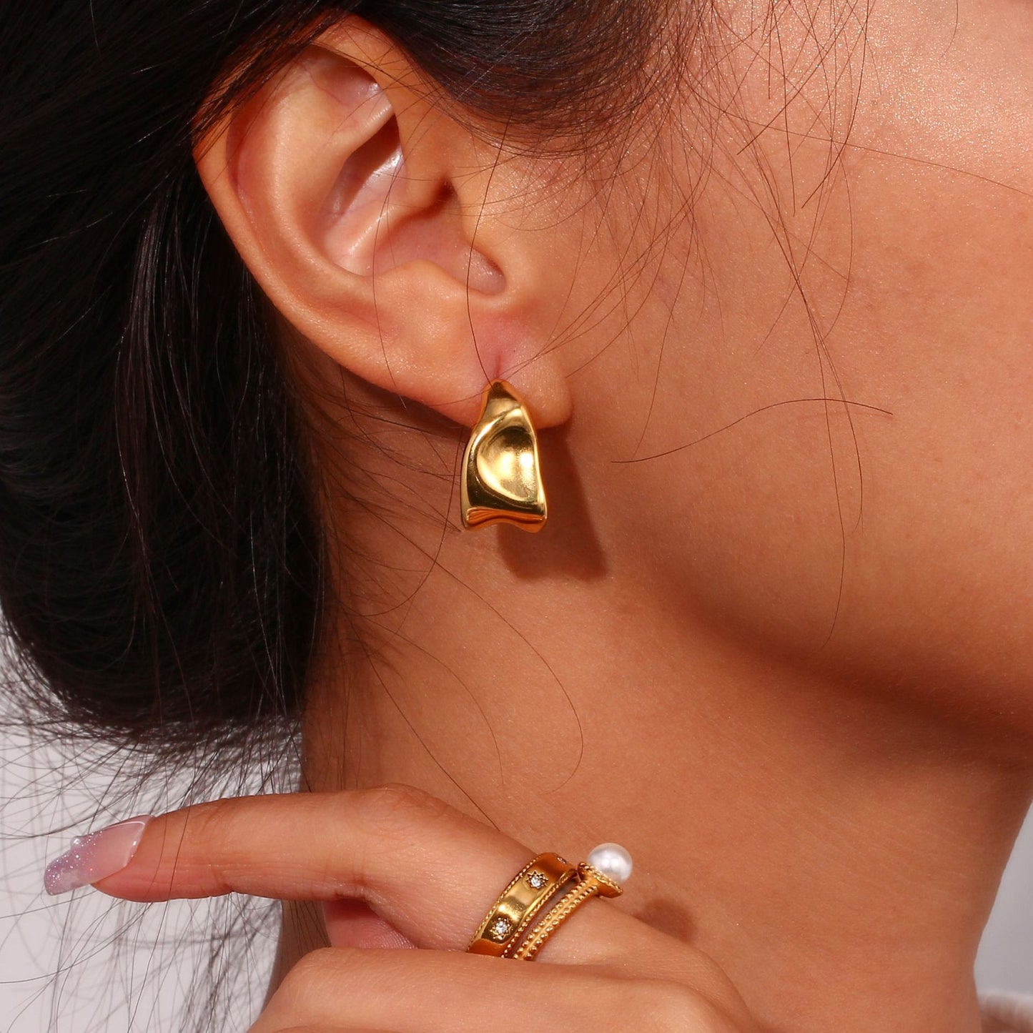 Minimalist Geometric Stainless Steel Hoop Earrings with Irregular Trapezoidal Shape and Electroplated Finish
