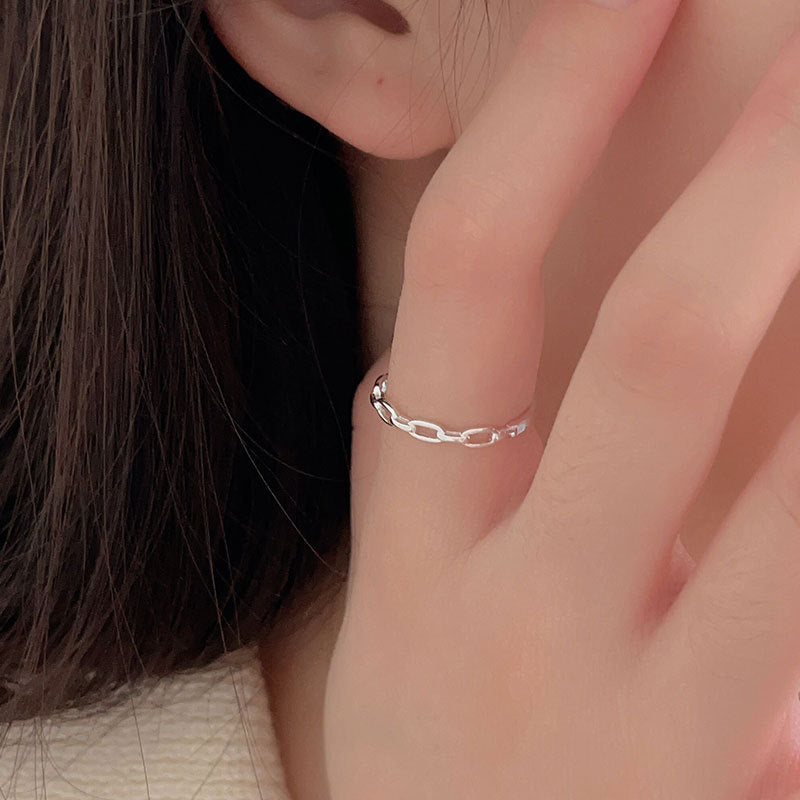 Minimalist Heart-Shaped 925 Sterling Silver Ring with Beveled Square Detail and Polished Finish