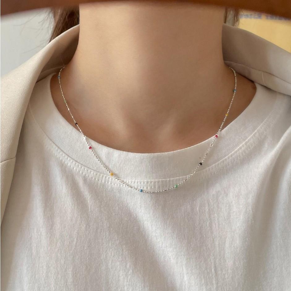 Collar minimalista de perlas irregulares de corazón en plata de ley 925 con acabado pulido