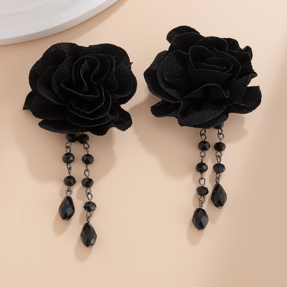 Gothic Black Lace Tassel Pendant Choker Necklace with Rose Floral Design and Rhinestone Accents for Women