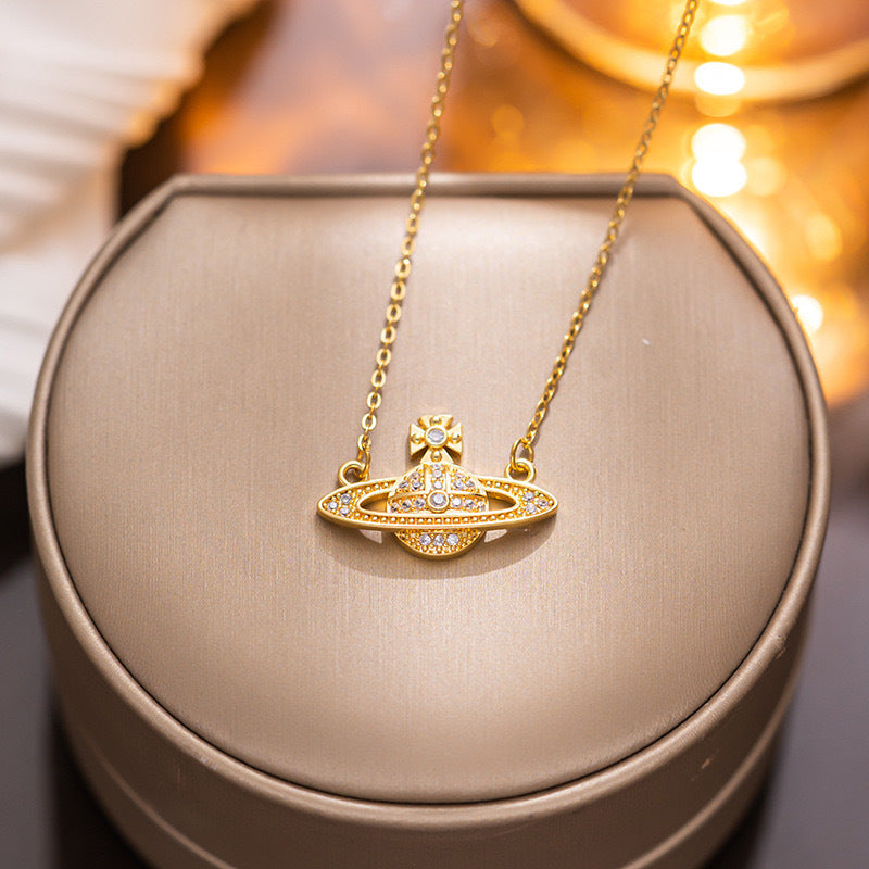 Minimalist Star-Shaped Titanium Steel Necklace with Rhinestone Inlay for Women, O-Chain, Lightweight Luxury Pendant Jewelry