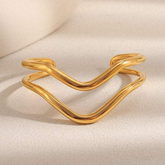 Bracciale da donna in acciaio inossidabile a linea intrecciata minimalista placcato in oro 18 carati