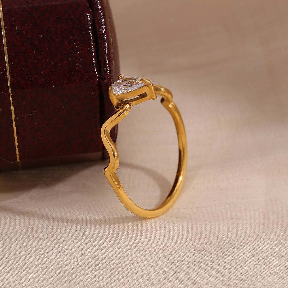 Anello da Donna a Goccia a Forma di Serpente in Acciaio Inossidabile Tonalità Fredda Placcato Oro 18K Minimalista con Cristalli
