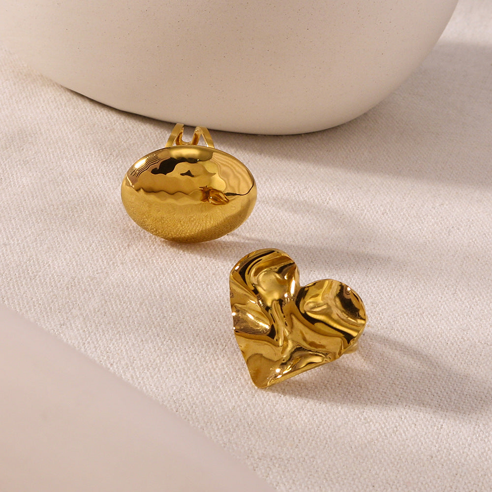 Vintage Stainless Steel Adjustable Heart-Shaped Hammered Texture Ring with 18K Vacuum Plated Gold Finish
