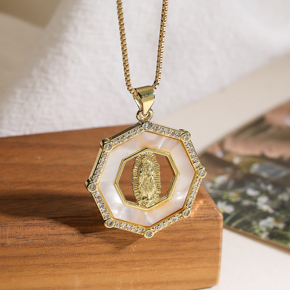Minimalist Geometric 18K Gold Plated Brass Cubic Zirconia Pendant Necklace for Women