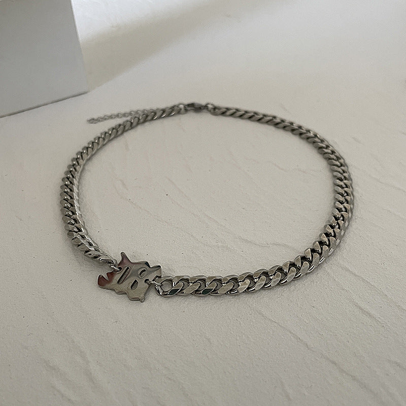 Collar de cadena cubana de acero de titanio pulido, punk gótico, minimalista y geométrico, unisex con acento de letra