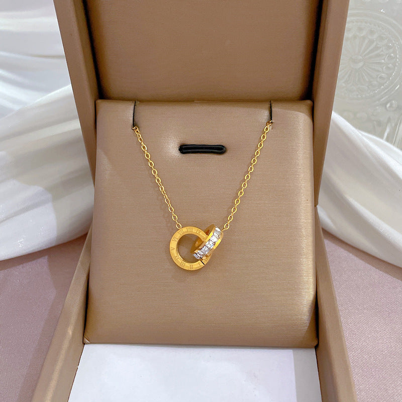 Collana Girocollo Placcata Oro da Donna Minimalista di Lusso in Acciaio al Titanio con Doppio Anello Geometrico
