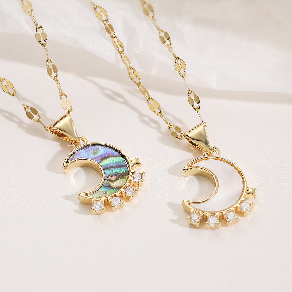 Minimalist Luxury 18K Gold Plated Brass Moon Geometric Pendant Necklace with Cubic Zirconia for Women