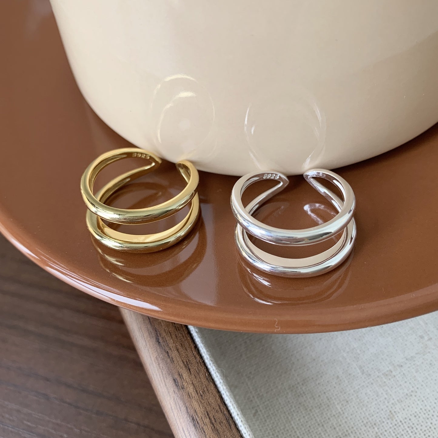 Anello da donna minimalista a cuore geometrico in argento sterling 925