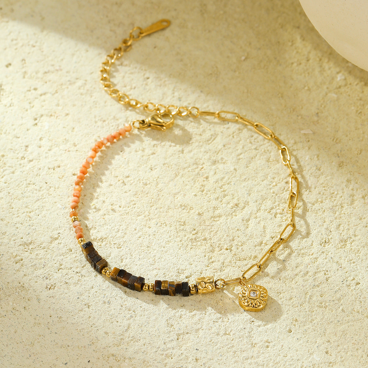 Fashionable Minimalist Square Geometric Beaded Bracelet in Stainless Steel with Zircon Inlay Adjustable for Women