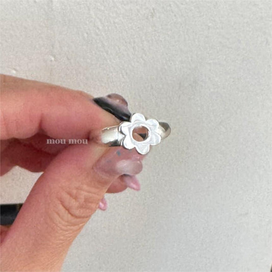 Anello Minimalista Floreale a Cuore in Argento Sterling 925 con Dettagli Quadrati Smussati da Donna