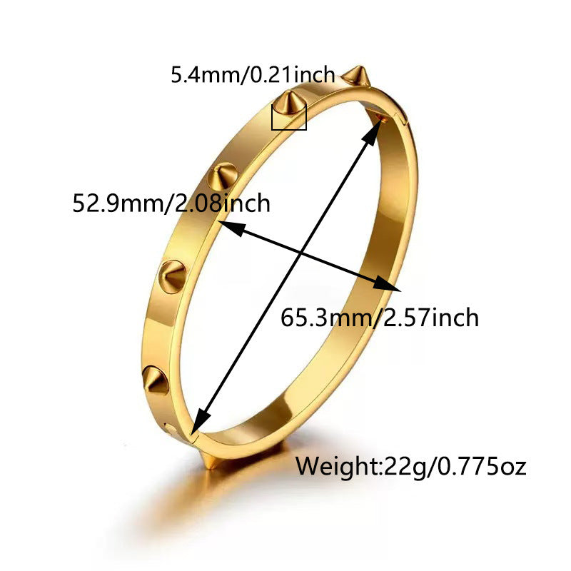 Bracciale Chiodato in Acciaio Inossidabile Placcato Oro 18K Elegante Casual con Madreperla e Zirconi Cubici