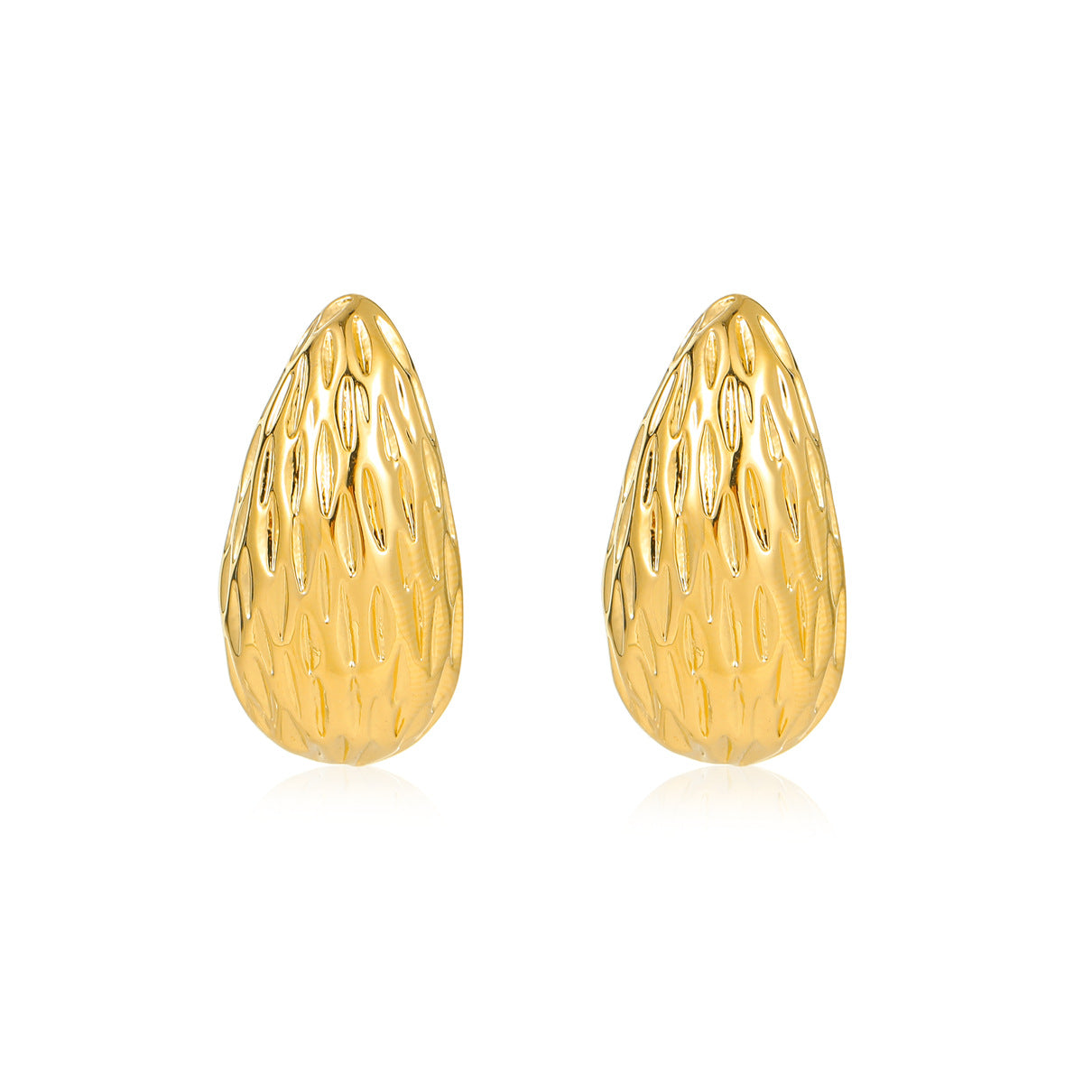 Pendientes de gota de agua de acero inoxidable chapados en oro de 18 quilates de estilo minimalista frío para mujer