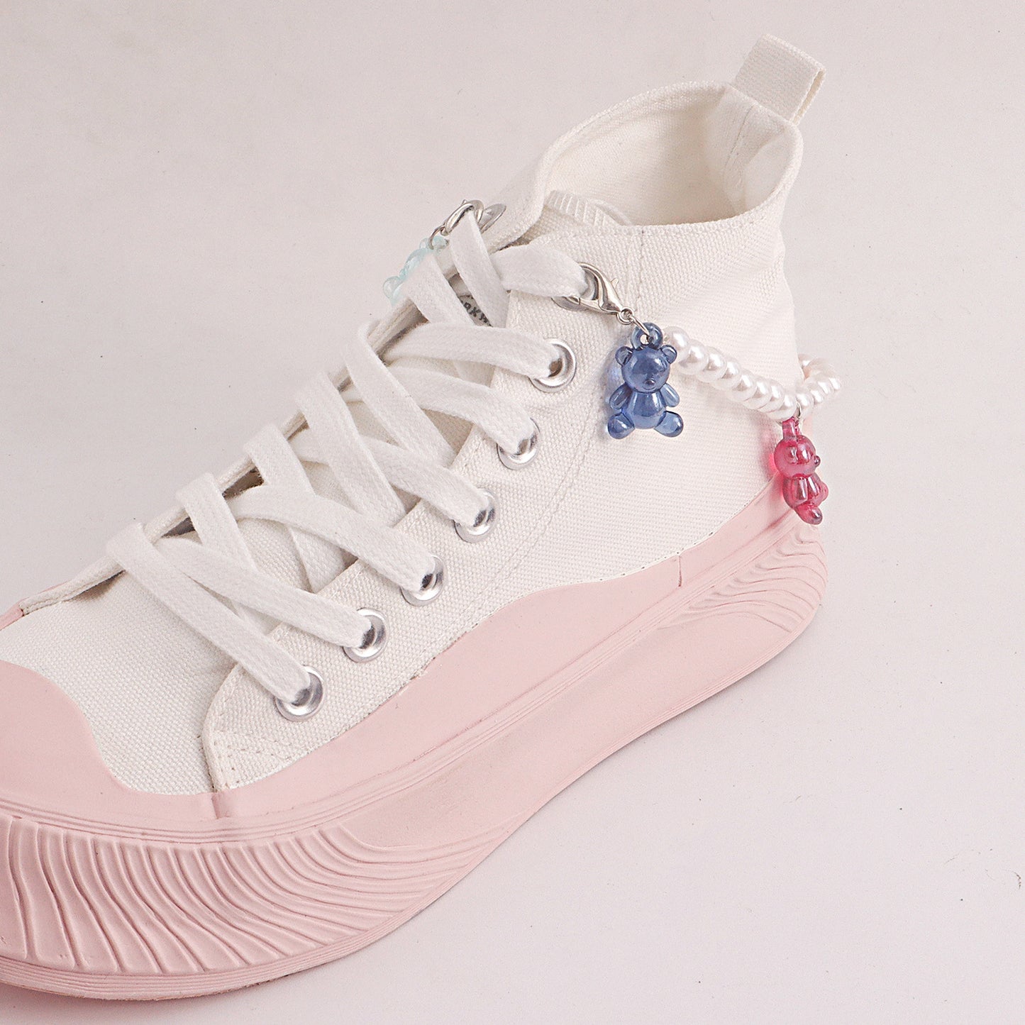 Minimalist Bear-Shaped Alloy Anklet for Women with Candy-Colored Pearlescent Finish