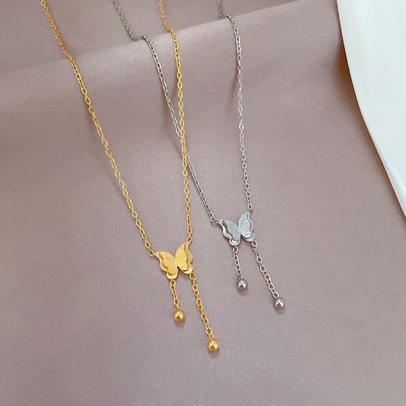 Ciondolo a Farfalla Minimalista Collana Unisex con Catena a Collare Placcata in Acciaio al Titanio