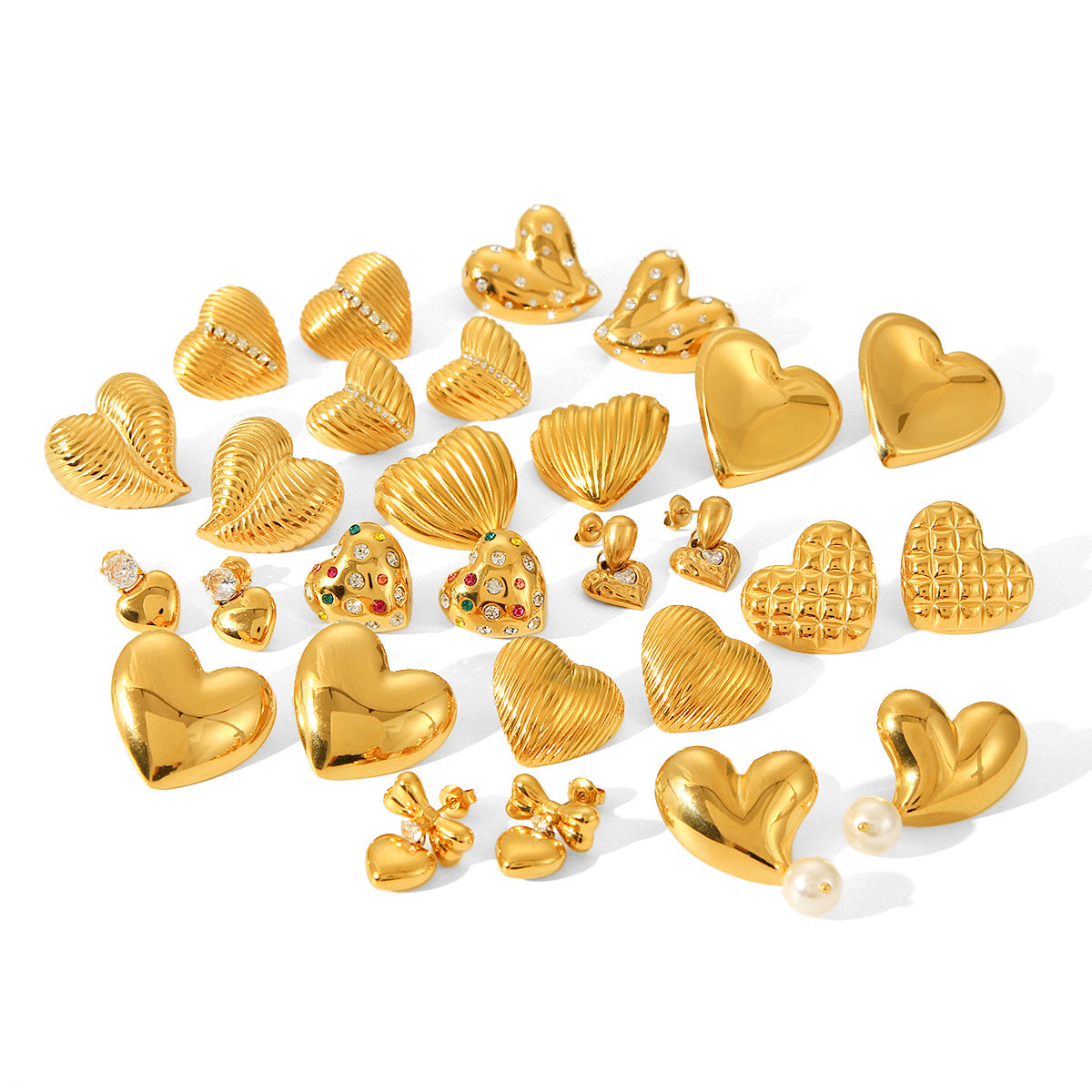 Orecchini a perno minimalisti a forma di cuore in acciaio al titanio con placcatura in oro 18 carati da donna