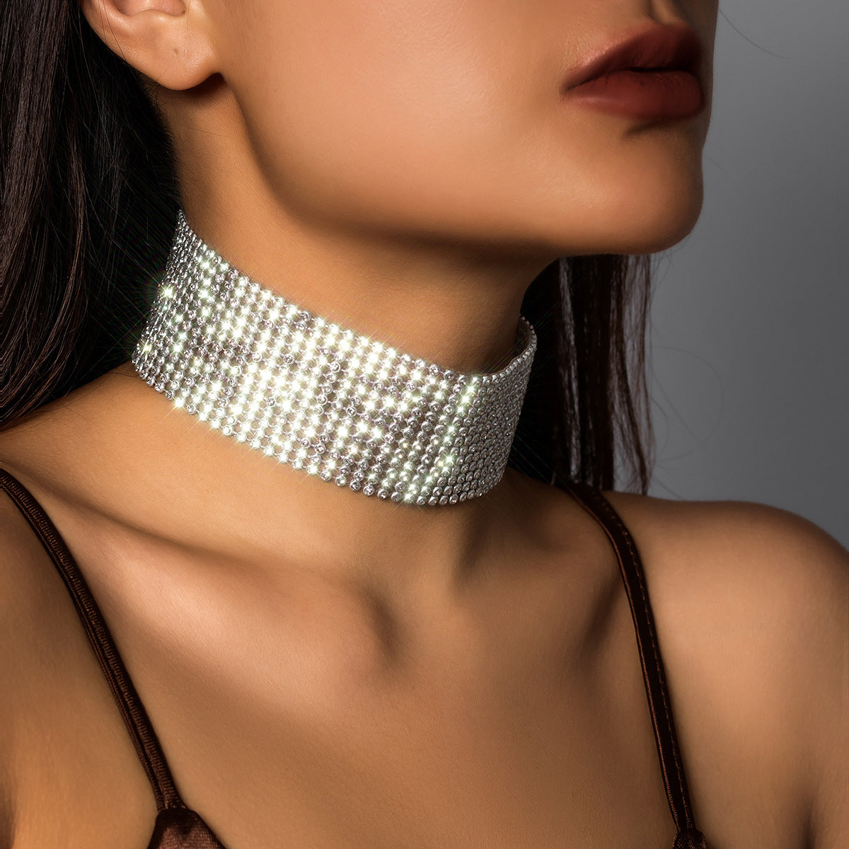 Collana Girocollo Geometrica Lucida con Strass da Donna con Maglia a Rete di Diamanti e Design Imponente
