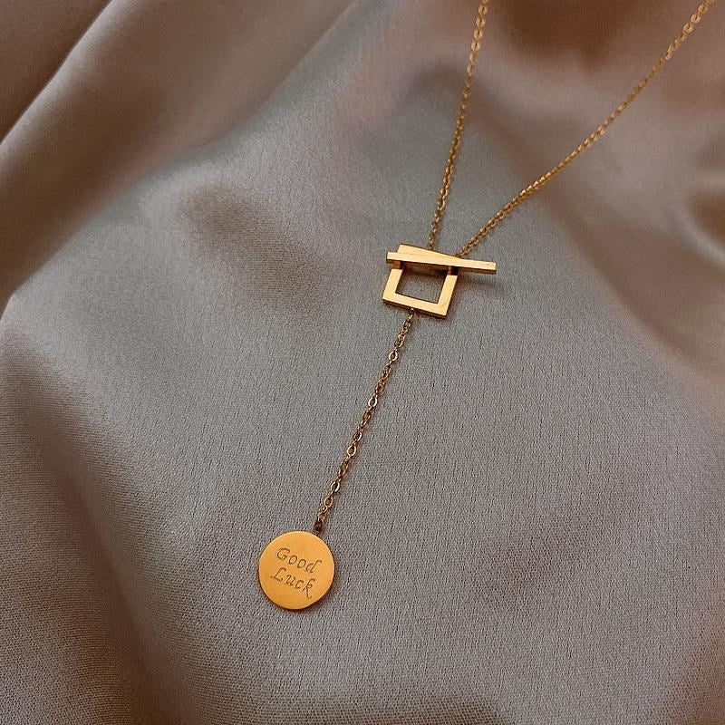 Minimalist Letter-Shaped Titanium Steel Pendant Necklace with Plated Finish for Women O-Chain Clavicle Necklace