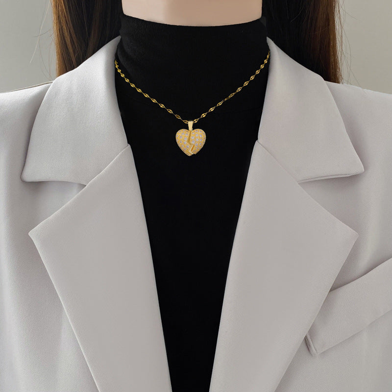 Sweet Minimalist Heart Geometric Rhinestone Plated Titanium Steel Necklace for Unisex