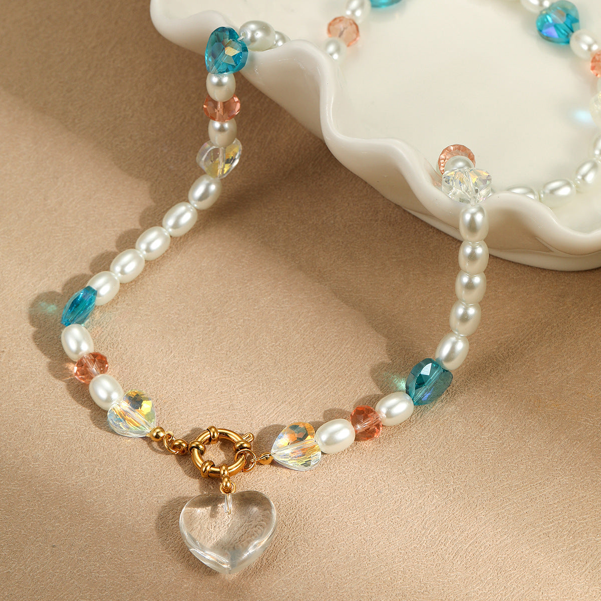 Sweet Heart-Shaped Stainless Steel Pendant Necklace with Electroplated Finish for Women, Fashionable Office Wear Style