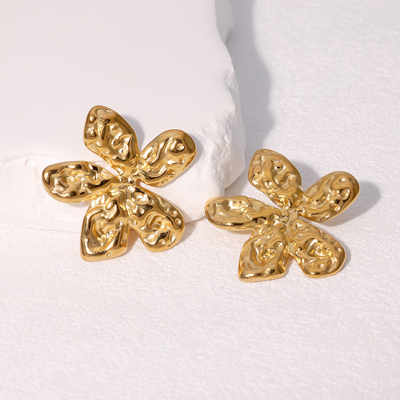Natural Floral Stainless Steel Stud Earrings with 18K Gold Plating for Women, Lightweight Luxury Flower and Leaf Design