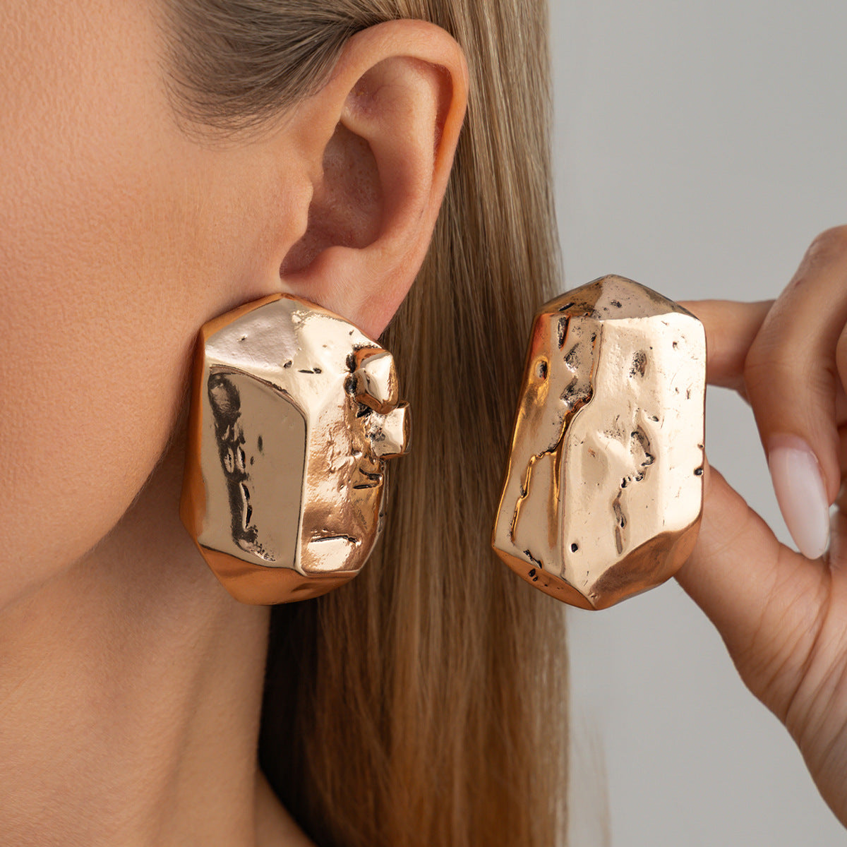 Vintage Streetwear Geometric Zinc Alloy Plated Irregular Stud Earrings for Women